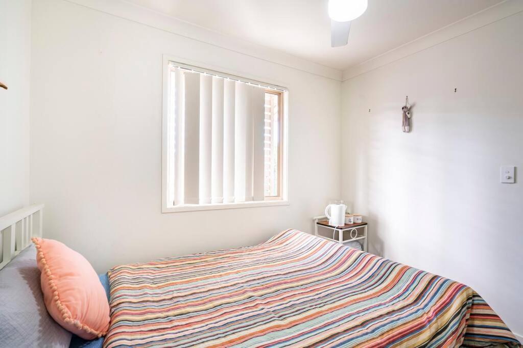 Room With Separate Bath In Shared Homestay Redcliffe Buitenkant foto